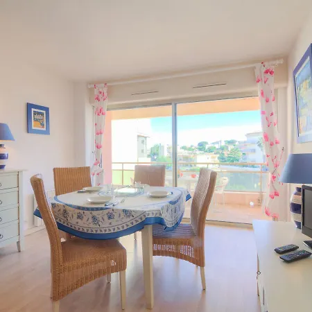 Apartment Les Terres Marines By Interhome Sainte-Maxime